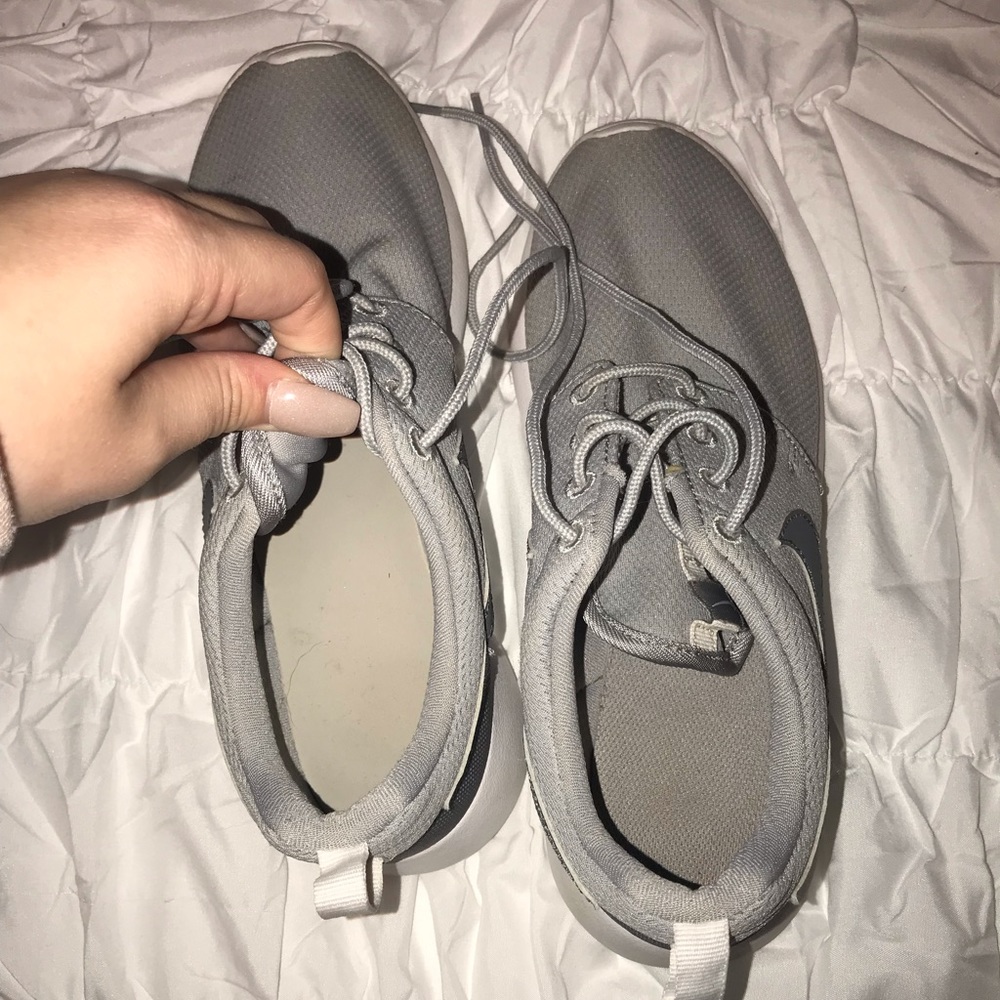 Nikes - Picture 3 of 3